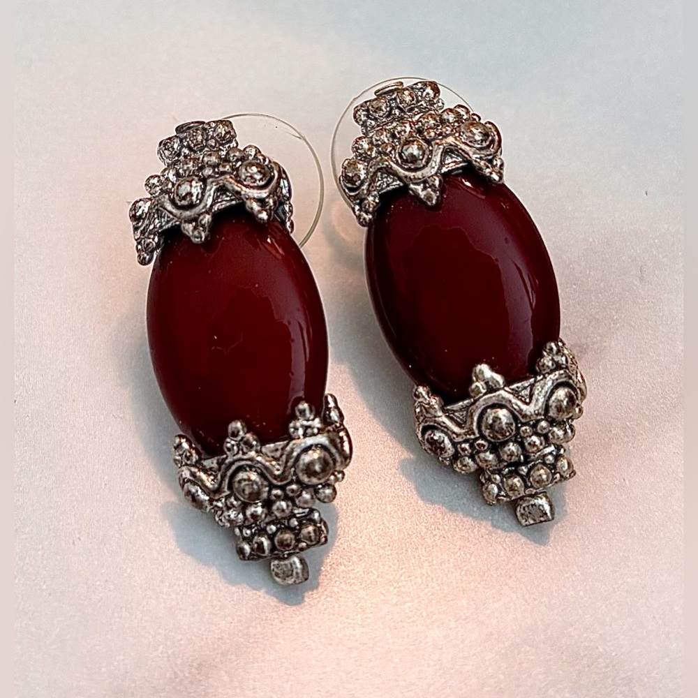 Ornate Bordeaux Oval Pierced Earrings with Silver Filigree